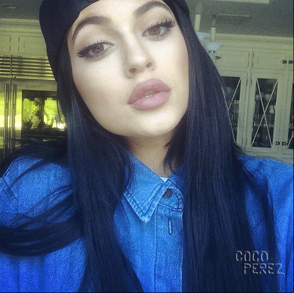Kylie jenner denies getting plastic surgery denial es teen com